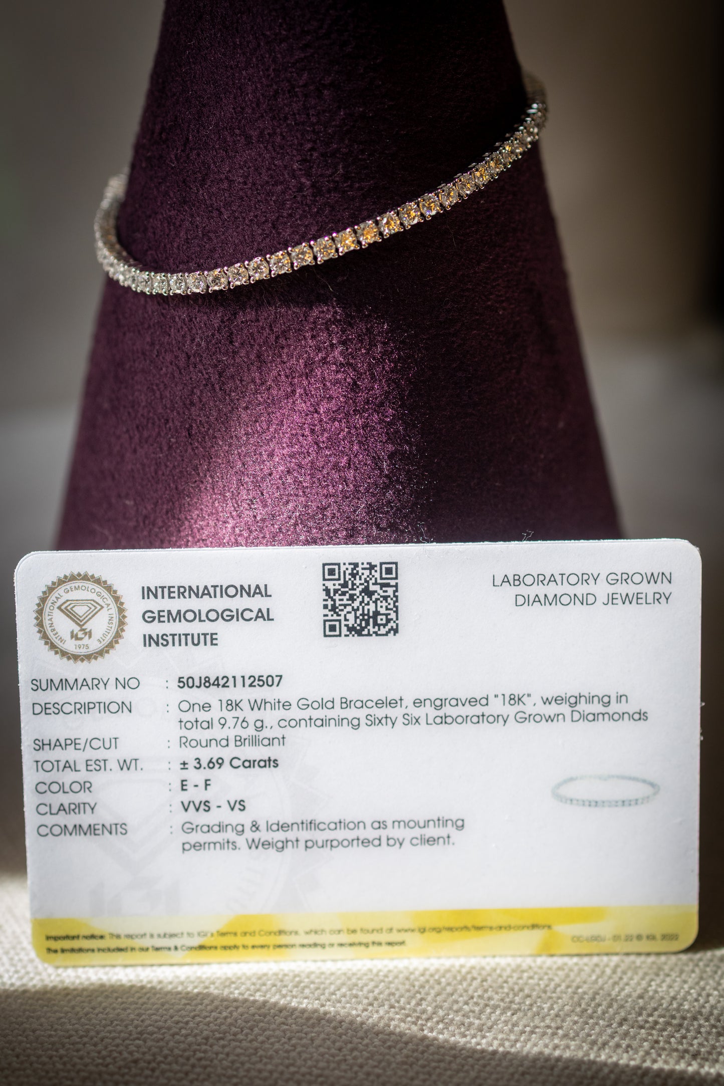 Tennis Bracelet 66pcs 3.69ct