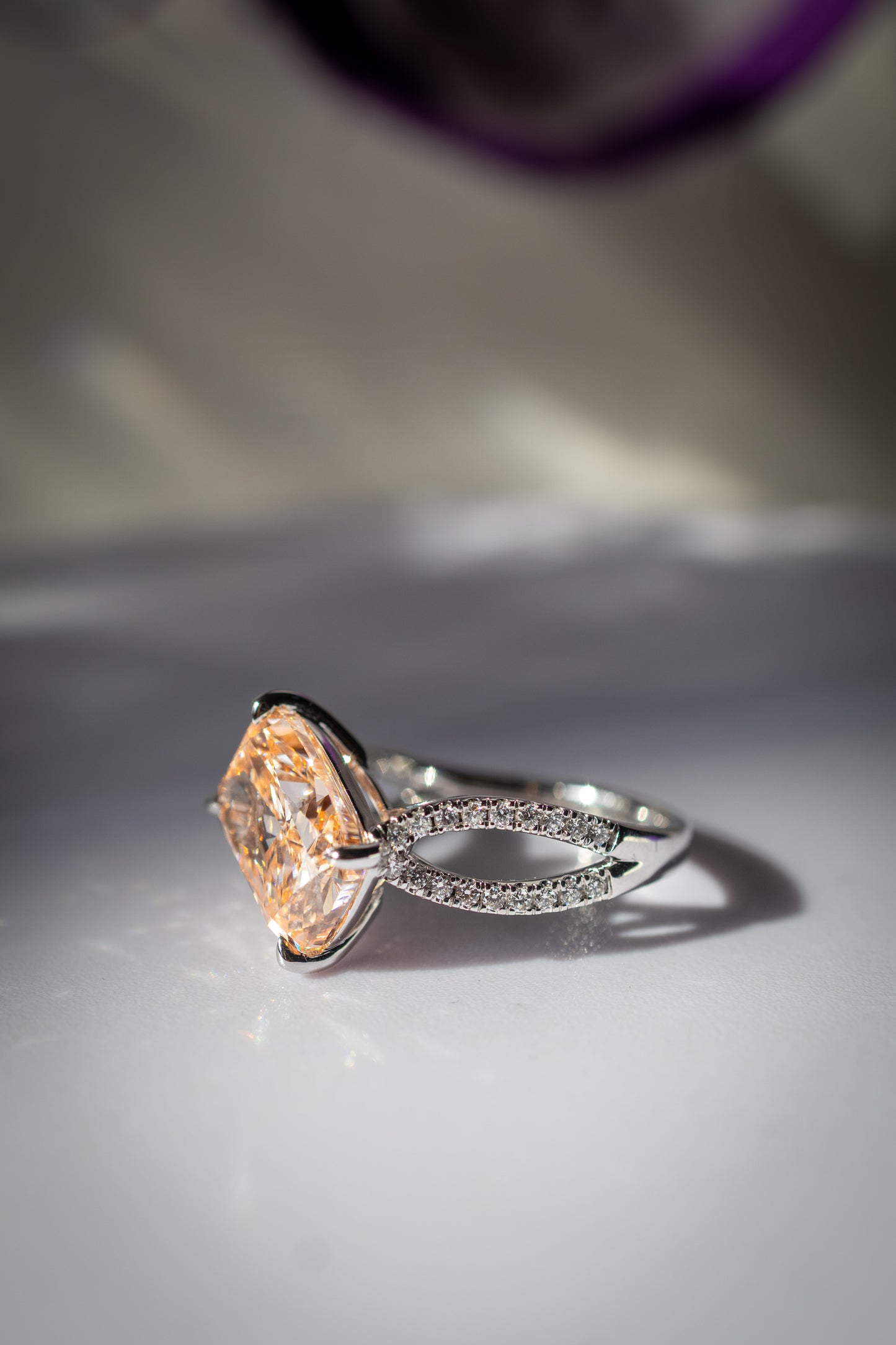 Fancy Vivid Pink Cushion 5.52ct VVS2 14k Cushion Diamond Ring