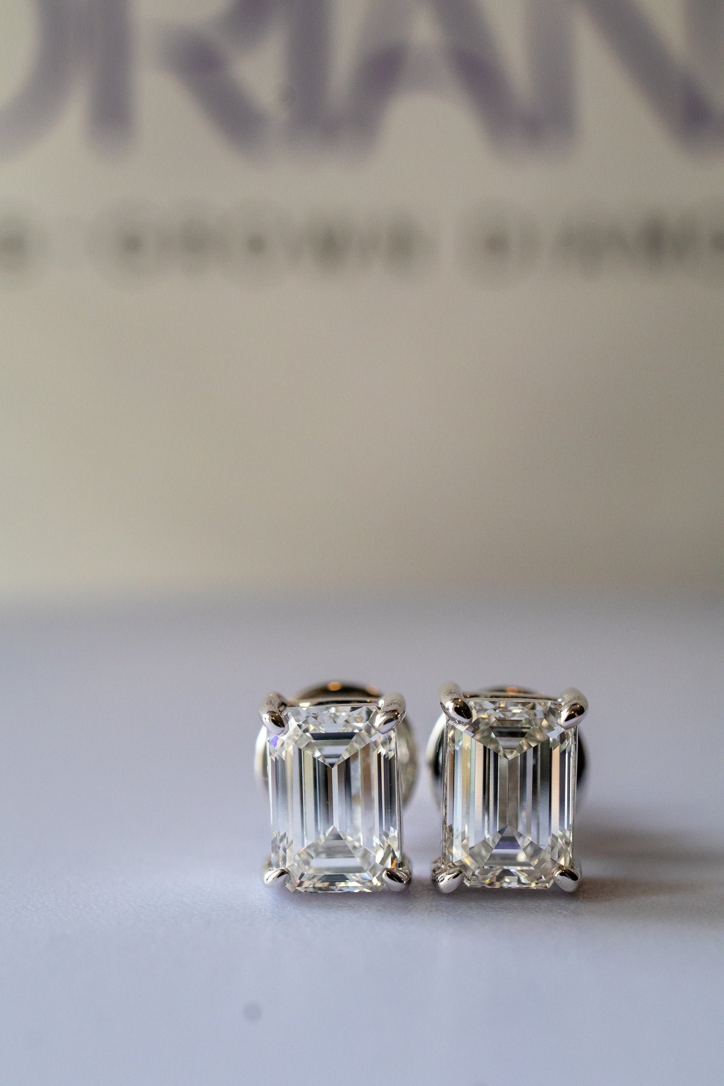 Classic Stud Earrings (Emerald)