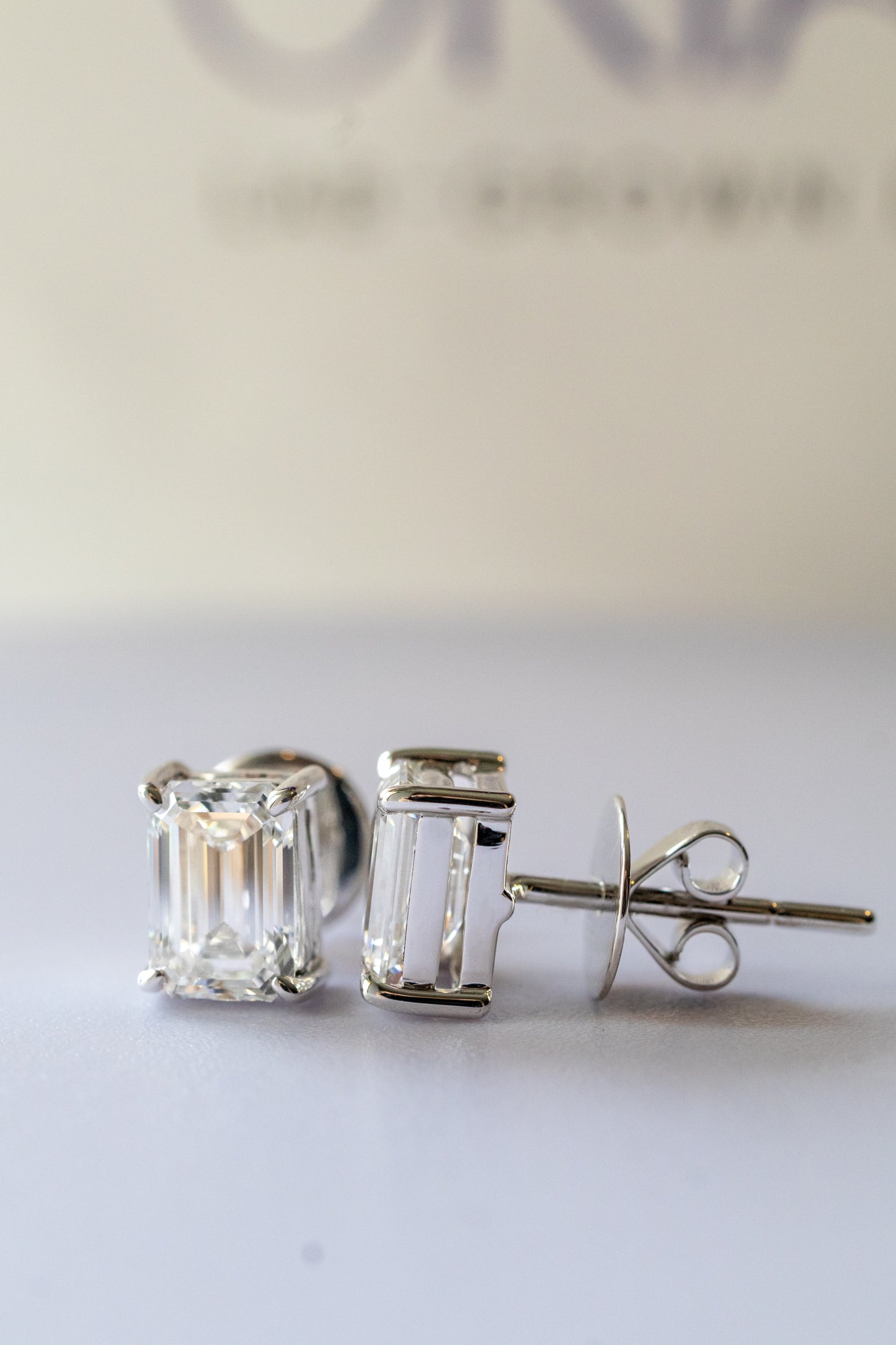 Classic Stud Earrings (Emerald)