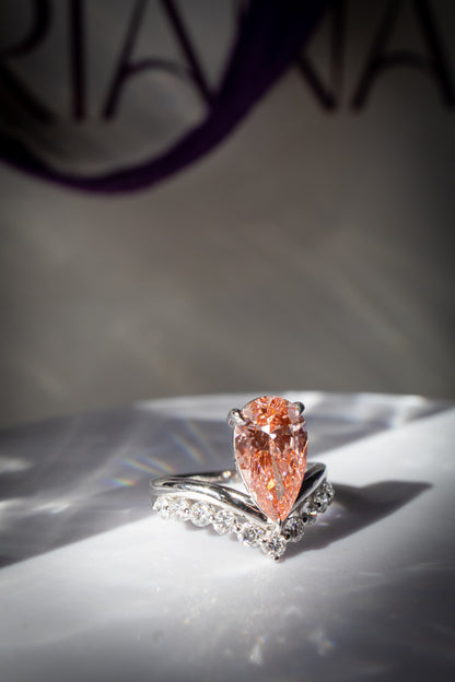 Fancy Vivid Pink Pear 3.04ct VVS2 Diamond Ring