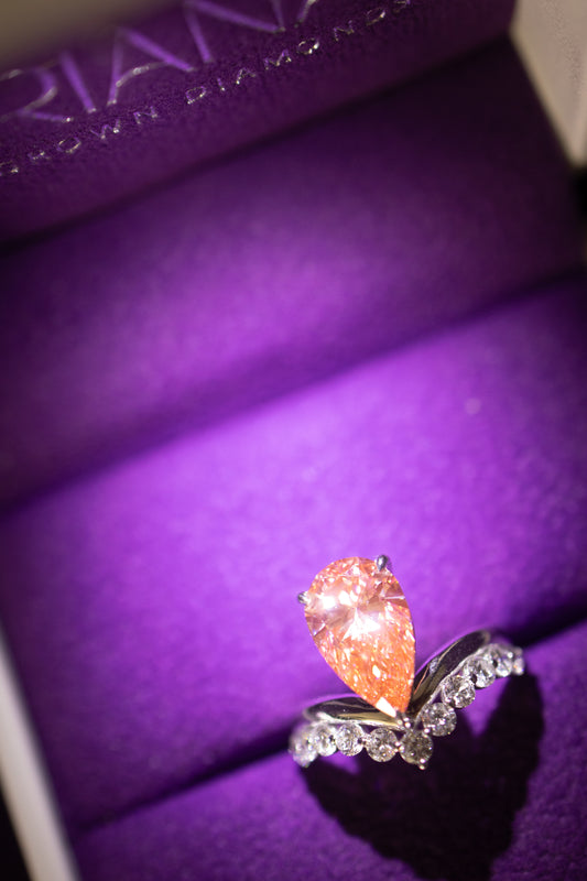Fancy Vivid Pink Pear 3.04ct VVS2 Diamond Ring