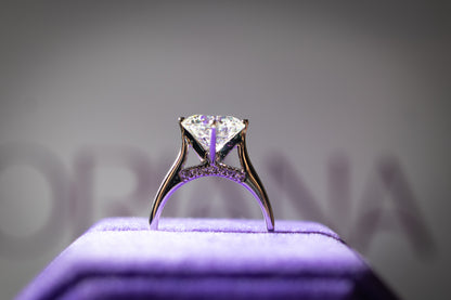 Solitaire With Accent Diamonds On The Bridge