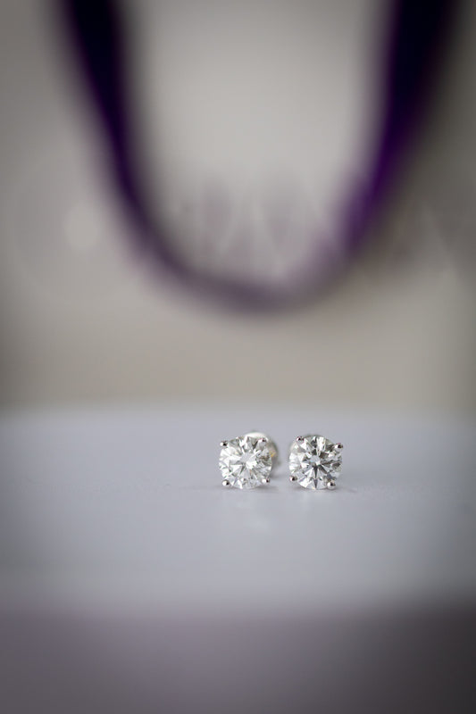 Classic Stud Round Earrings 1.13ct E VS1