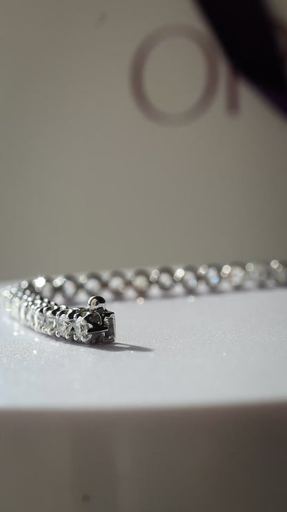 Tennis Bracelet Enlarger