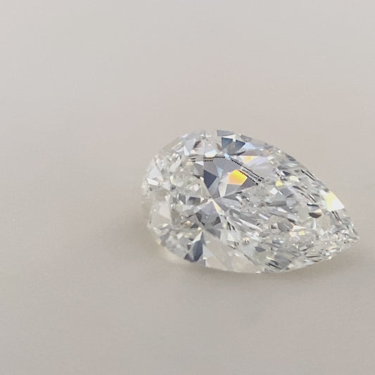 Pear Oriana Lab-Grown Diamond 1.06 ct E VS1